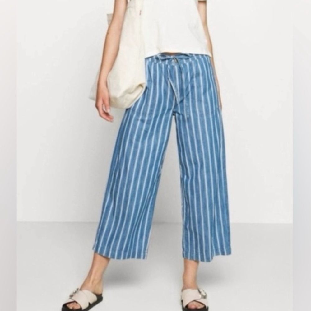 American Eagle Cropped Wide Leg Pants